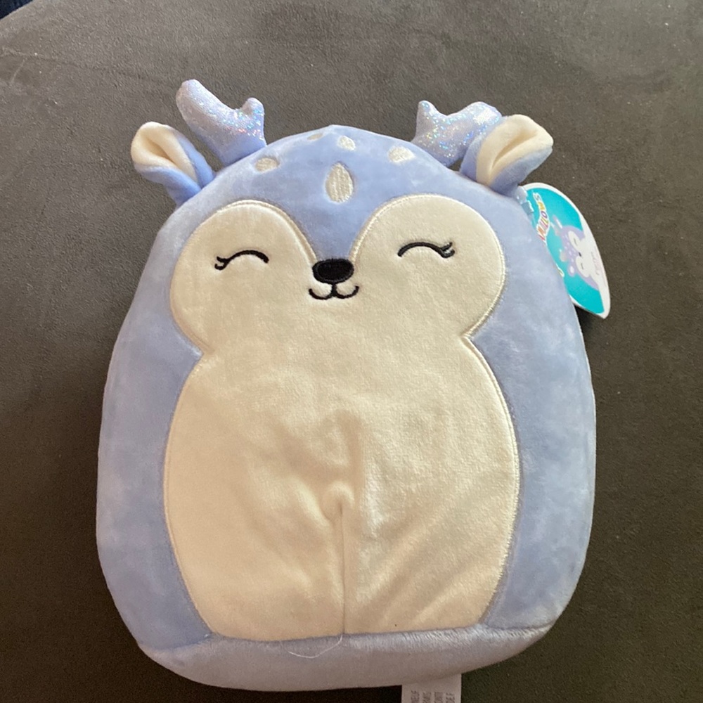 (1) 2020 Farryn the Fawn 8 inch Squishmallows